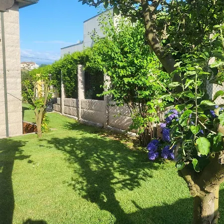 Holiday home A Xanina, 160 Meters From Canelas Portonovo