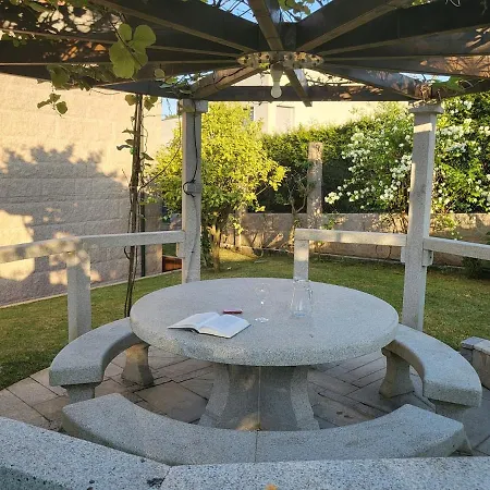 Holiday home A Xanina, 160 Meters From Canelas Portonovo
